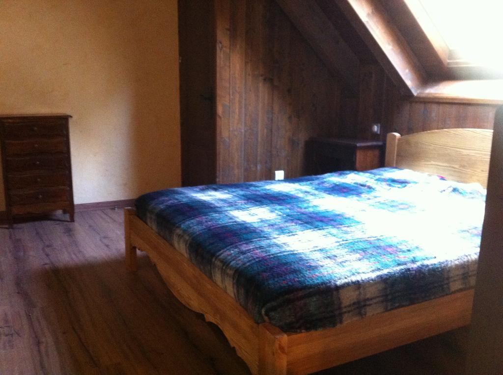 Gites Au Chant Des Marmites Saint-Lary-Soulan Bilik gambar